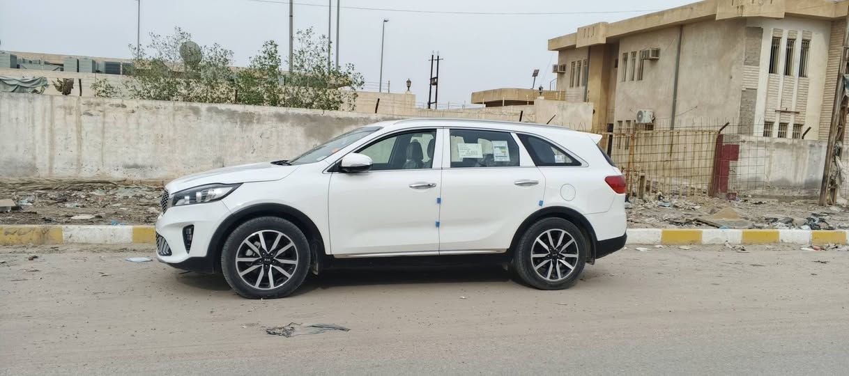 سورنتو 16 خليجي محرك 6 تفاصيل بالسونار 
بصمه بردات خلفيه 3قطع تبريد حساس امامي خلفي مراوس بسياره اوبتيما سعر 187مكاني شطره ***********

