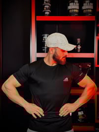 تيشيرت رياضي • اقل كمية ٢٥ • مقاسات S-XXL