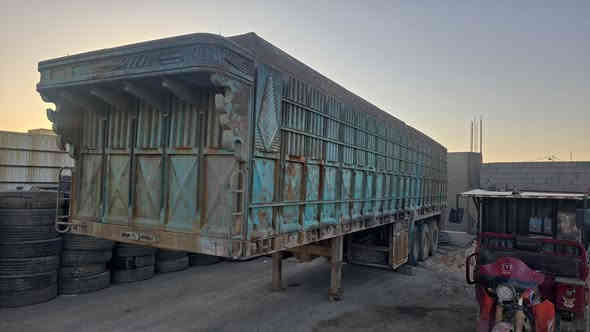 السلام عليكم عربانه جناب ثلاث محاور سكانية نجمه مصلاوي القديم الطول 12ونص  كلشي واضح أمام الصورة العنوان بغداد السياحي. الاستفسار. ***********
