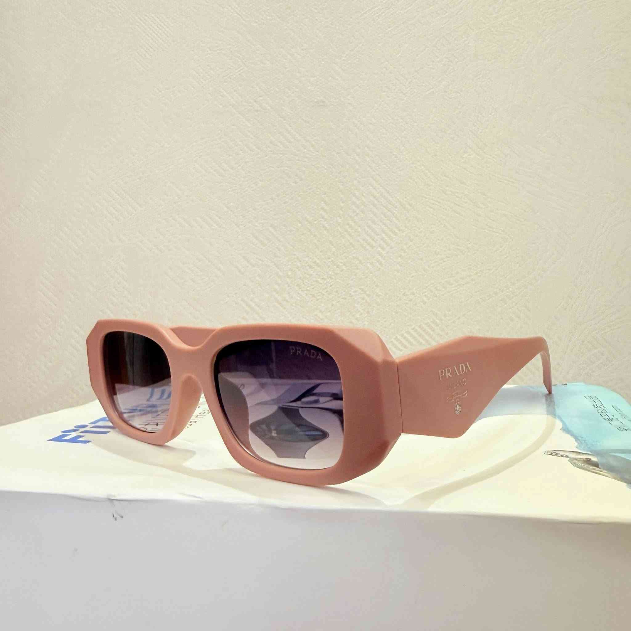 نظارات (PRADA) اصلييي اصليييي شرط وكاله أنطوني  بيه سعر زين وبالعافيه


**إذا كنت صاحب هذا الإعلان وتريد حذفه لأي سبب، رجاءا أرسل رسالة إلى الدعم الفني**