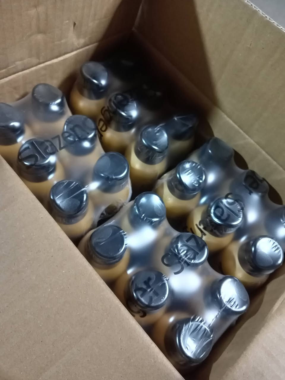 السلام عليكم عندي عطور للبيع


**إذا كنت صاحب هذا الإعلان وتريد حذفه لأي سبب، رجاءا أرسل رسالة إلى الدعم الفني**