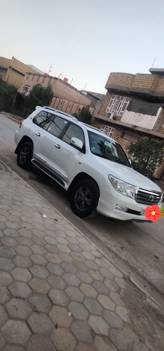 سلام عليكم لاندكروز ستينيه ٢٠١١ مكفوله كفاله عامه عدا الدعاميات ٦ اسلندر بسمي صار ٣ سنوات ماشيه ٣١٠ حقيقي بدون لعب عدادمكينه  كير حداديه خيرمن الله تخم تاير ١٨ ويل ١٨ كشنات بقلاوه كشنات جلد كشن كهرباء السعر ٣٣٢ وبيها مجال تشغيل عن بعد العنوان واسط مو بايل ***********
