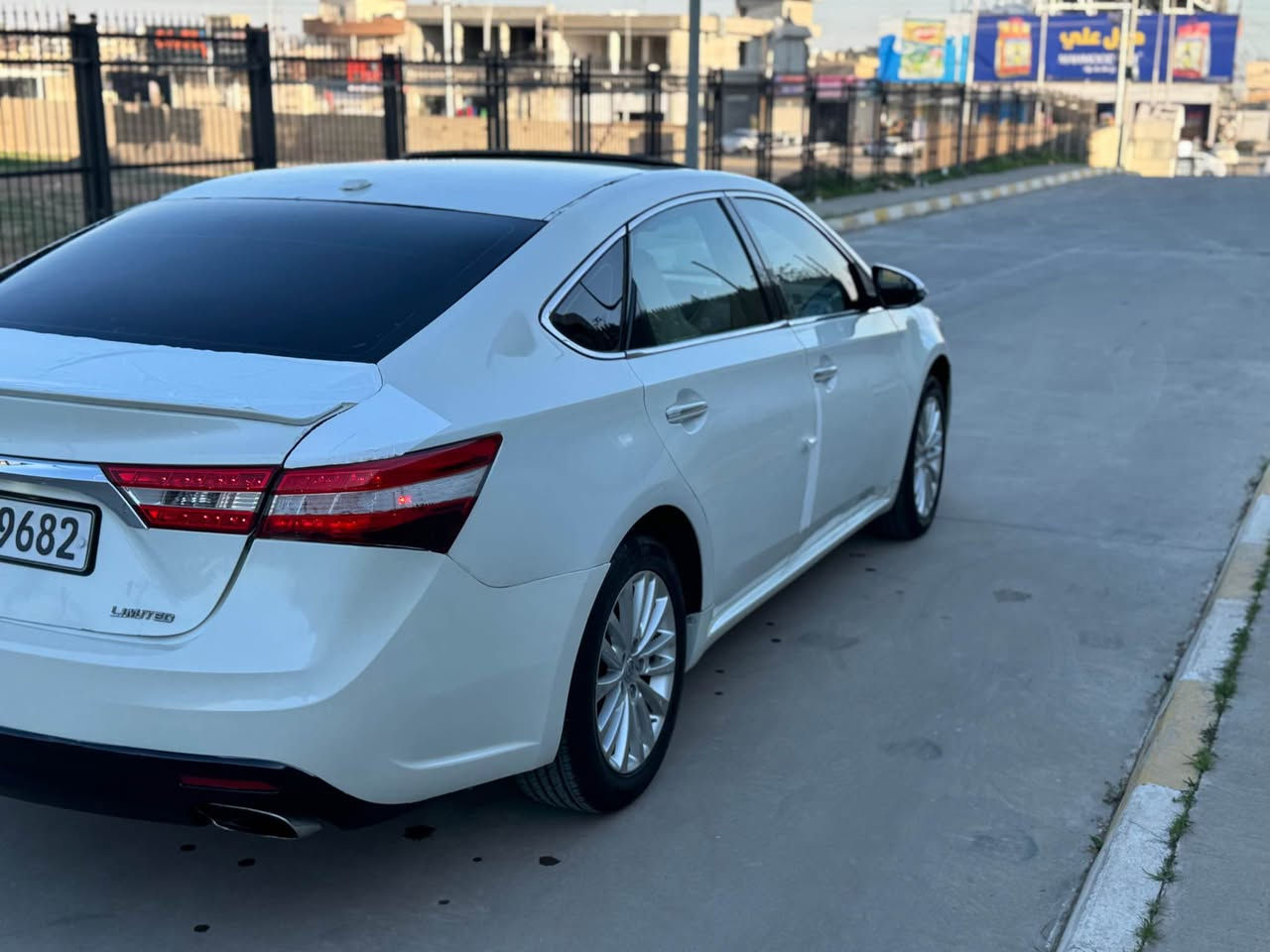 سلام عليكم 

افلون ٢٠١٣ خليجي فوول مواصفات كشن كهربائي كشن هيتر وتبريد ثلاث مودات قياده سبورت ايكو نورمال كروس سرعه شفتات بل ستيرن تحكمات ستيرن ثلاث شاشات كامره دواره برده خلفيه تبريد مركزي سلايت كير ومحرك ٦ سلندر بشرط  مامفتوح لاصوت لا بخار لا صرف  تايرات جديده حدادية ٩٠٪؜ ادامه كامله سنويه جديده وباسمي لل ٢٠٣٠ السياره صبغ عام 
السعر ١٣٨ ورقه وبيه مجال كلش قليل المايعجبه  لايكسر بحلال الناس السوك كلشي موجود بي وكلمن يعرف قيمة سيارته والعنده تحياتي للاستفسار *********** 
مكان السياره كركوك كركوك, العراق
