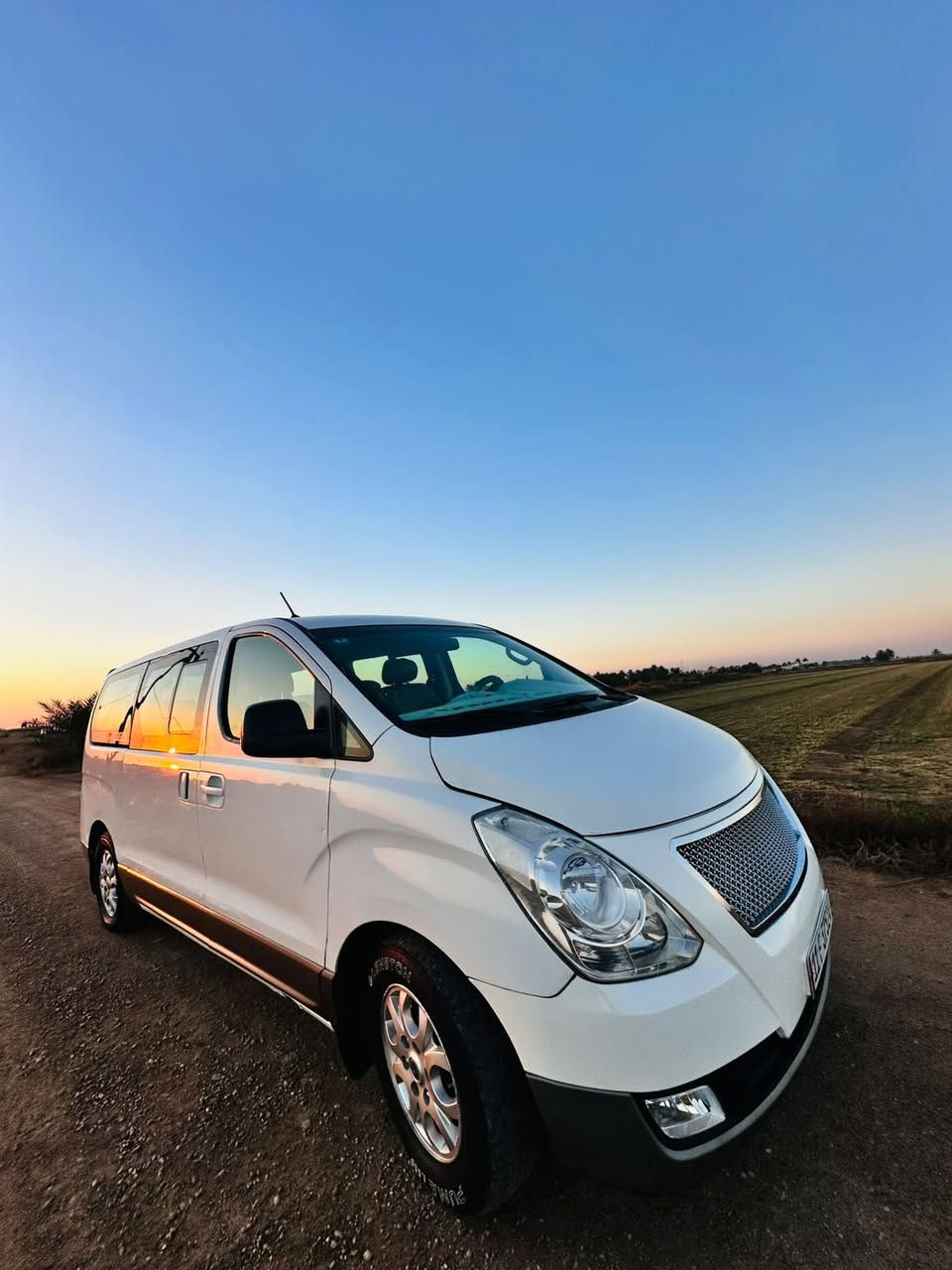 السلام عليكم
ستاركس 2014 مفتوح فول موصفات سبع الوان مكينه لاتنقيص ولاتبخير بيه صبغ بالجاملغ الامامي بدون دواخل 

رقم بغداد باسمي 

السعر 167

0788 435 6025

***********
