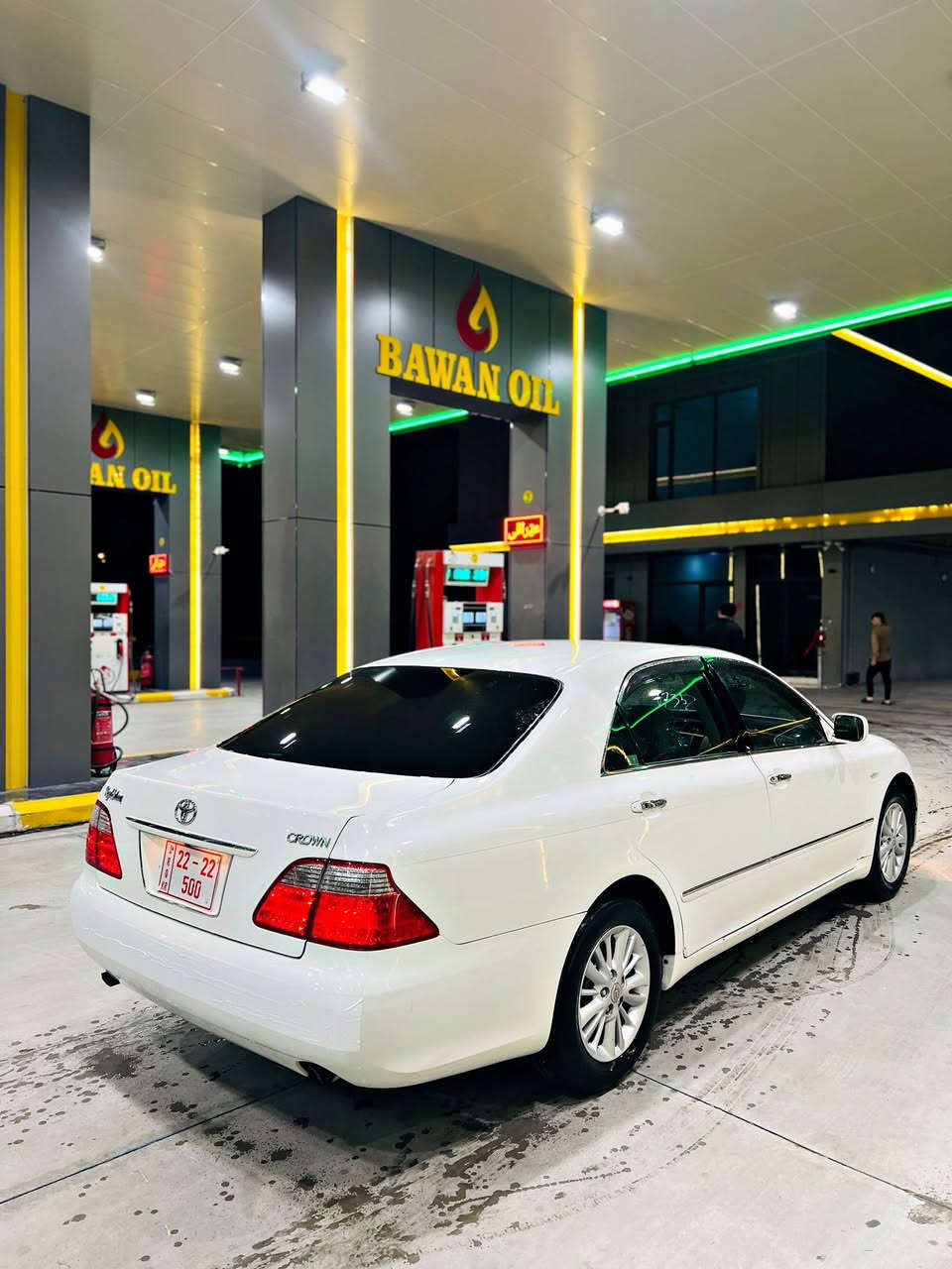 بەناوی خوای گەورە🤍.
بۆ فرۆشتن شاھینە ڕۆیاڵ 2008.
بـڕاوە بــڕاوە.
ساج مەلەكی.
180 گەورە بە بجوك.
سەیارەكە تازە داخلە كامل كامل مەسروف كڕاوە . 
تەنھا غازی تەبریدی ماوە .
بێ چاڵ و شوخت و قوپاوی.
ناوی لە دەری جوانترە .
لۆك لۆكە سەیارەكە لە ساغێ جوانترە ..
رۆنی گیر و مەكینەی گۆڕاوە 
دیسك و پاتری تازەیە ..
نرخی 56 گەلاو مەجالێكی زۆر كەمە 
لە كەلارم موشتەری نیت سەرم مەیەشێنە .
***********
