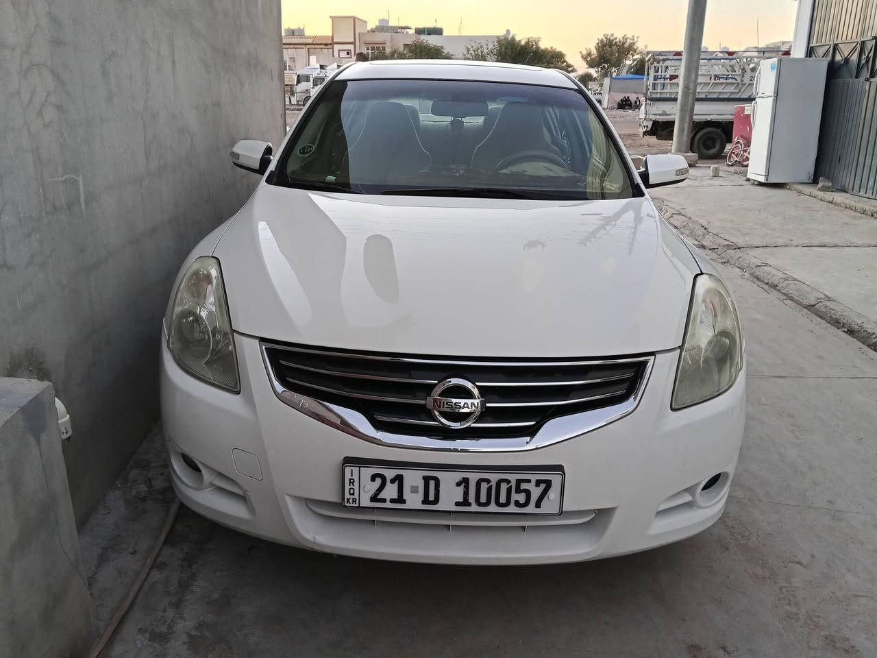 نيسان ألتيما موديل ٢٠١٢ رقم دولي بأسمي مكفوله كفاله عامه فقط بيهه بارد شويه  مكينه 2.5 كير حداديه تبريد تخم تاير كله شرط شاشة كامره خلفيهه
السعر 125 وبيها مجال قليل 
*********** 
بيع فقط
