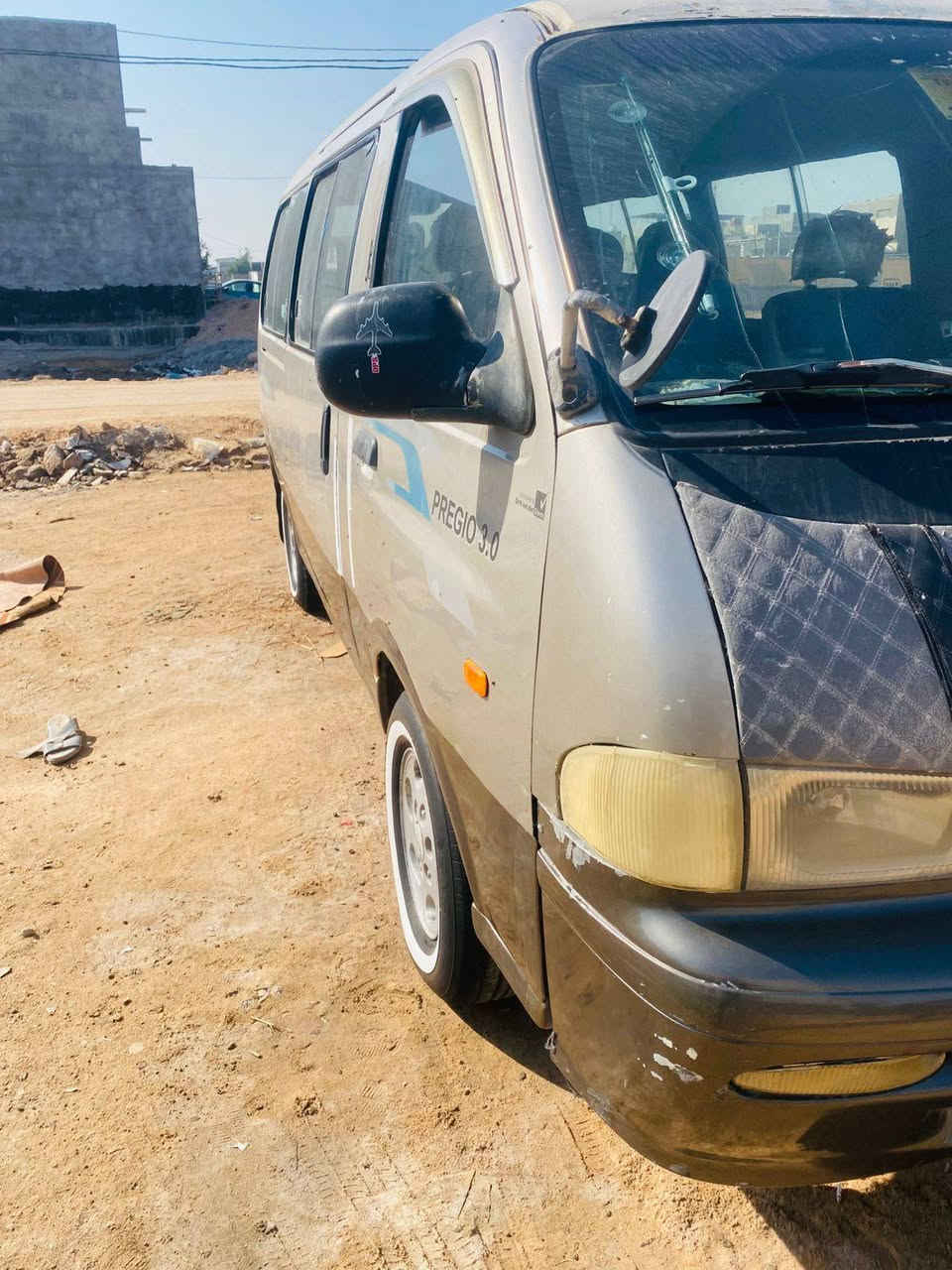 السلام عليكم بريجو 1998 رقم انكليزي باسمي السياره جاهزه بدي بلاد بدون صبغ السياره جديده السعر 67 وبيه مجال بسيط مكانها بصره شط العرب ***********
