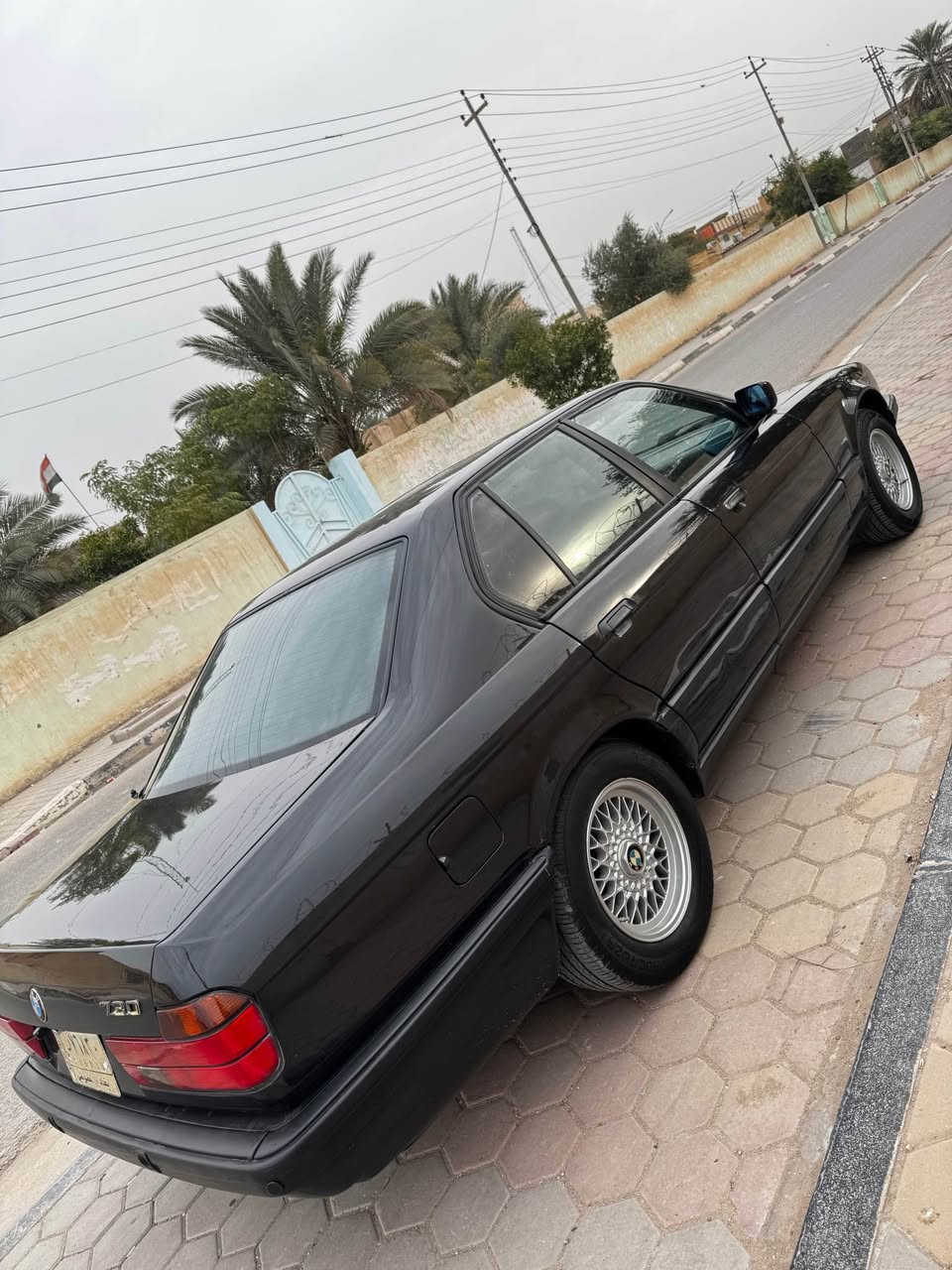 سلام عليكم اخوان. للبيع Bmw حجم 730   ، 6 سلندر رقم بغداد  موديل 93 اصل .السيارة نضيفة جداً  وجاهزه  مكينه گير أنضاف  ومكفولات صدر امامي خلفي ايضآ أنضاف كهربأياته شغالة وعلا بلاد مكفوله من لضرر صبغ جماليه فقط مواصفات فتحة ،دبل ايرباك ، سكليتر كهرباء ، تبريد قطعتين امامي خلفي شغال كشنات جلد دبل كمبيوتر دبل جكمجه دبل مروحه   جام كهربائي غرفه صاج   حساس خلفي بيع فقط السعر 55وبيه مجال بسيط لشراي
***********
*********** كربلاء, العراق
