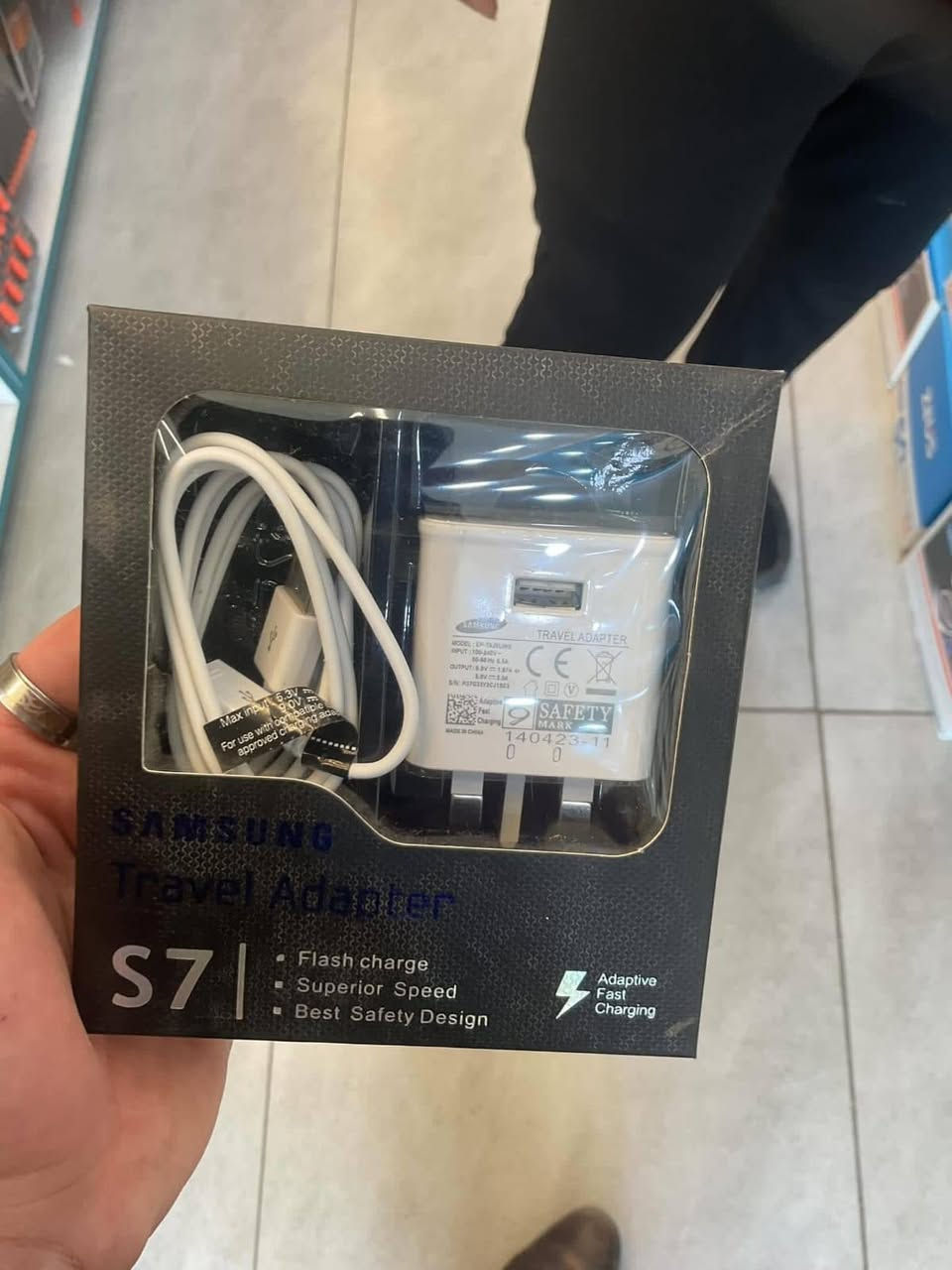 وصلتنا وجبة شواحن رأس + كيبل، درجة أولى وضمان حقيقي:
✅ شاحن PZX الأصلي: 5 أمبير (5A)، شحن فائق السرعة، جودة جبارة (كما في الصورة).

✅ شواحن سامسونج (Travel Adapter): موديلات S7 وغيرها، شحن سريع وآمن.

✅ تشكيلة متنوعة: أسعار تنافسية جداً لجملة الجملة.

​👇 للحجز والاستفسار عن قوائم الأسعار الكاملة:

🔥 راسلونا على خاص الصفحة "كارتونة للجملة".

📞 أو اتصلوا بنا/واتساب: [*********** ]

​🗺️ الموقع: البصرة | 🚚 يتوفر توصيل لكافة المحافظات.
