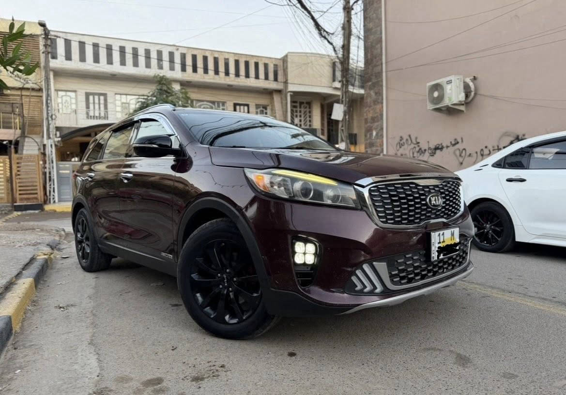 السلام عليكم للبيع او مراوًس
سورنتو ٢٠١٦ رقم بغداد دولي وارد امريكي بيه جاملغ وباب فول مواصفات سياره نضيفه وعليها ادامه كامله المواصفات:
بصمه 
بنوراما 
شاشه جبيره
سته سلندر 
سبعه راكب 
ثلاث قطع تبريد
ترحيب بل يدات
تدفئه بل كشنات
كشنات جلد
ويل كب كروم
اربعه جام اوتو
كشن السائق والصدر كهربائ
دفع رباعي AWD
اشاير بل مري 
مري شفط 
رادرات
بردات خلفيه
لايتات زنون 
حساسات
نظام ايكو وسبورت ونورمل
صندوق ذكي ينفتح عند الاقتراب 
السعر ١٧٠ للاستفسار (***********)
