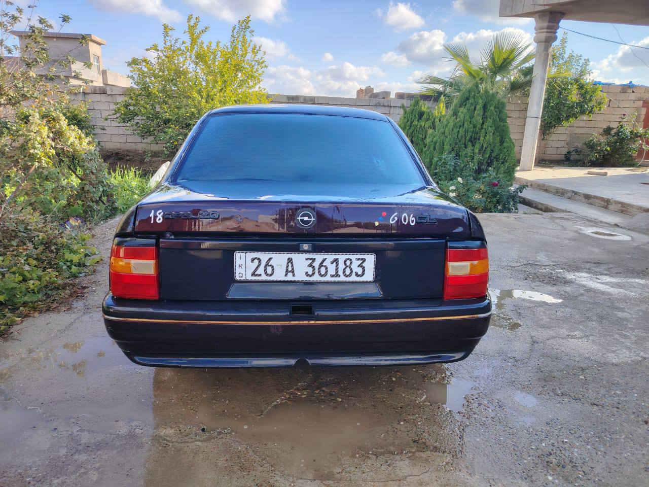 السلام عليكم... بيع مستعجل 
أوبل فكترا موديل 1991
محرك 20
محرك وگير شرط 
رقم انگليزي تريد تحويل تريد وكاله 
كهربائيات شرط السعر 32  وبيها مجال... 
رقم الهاتف/ ***********
