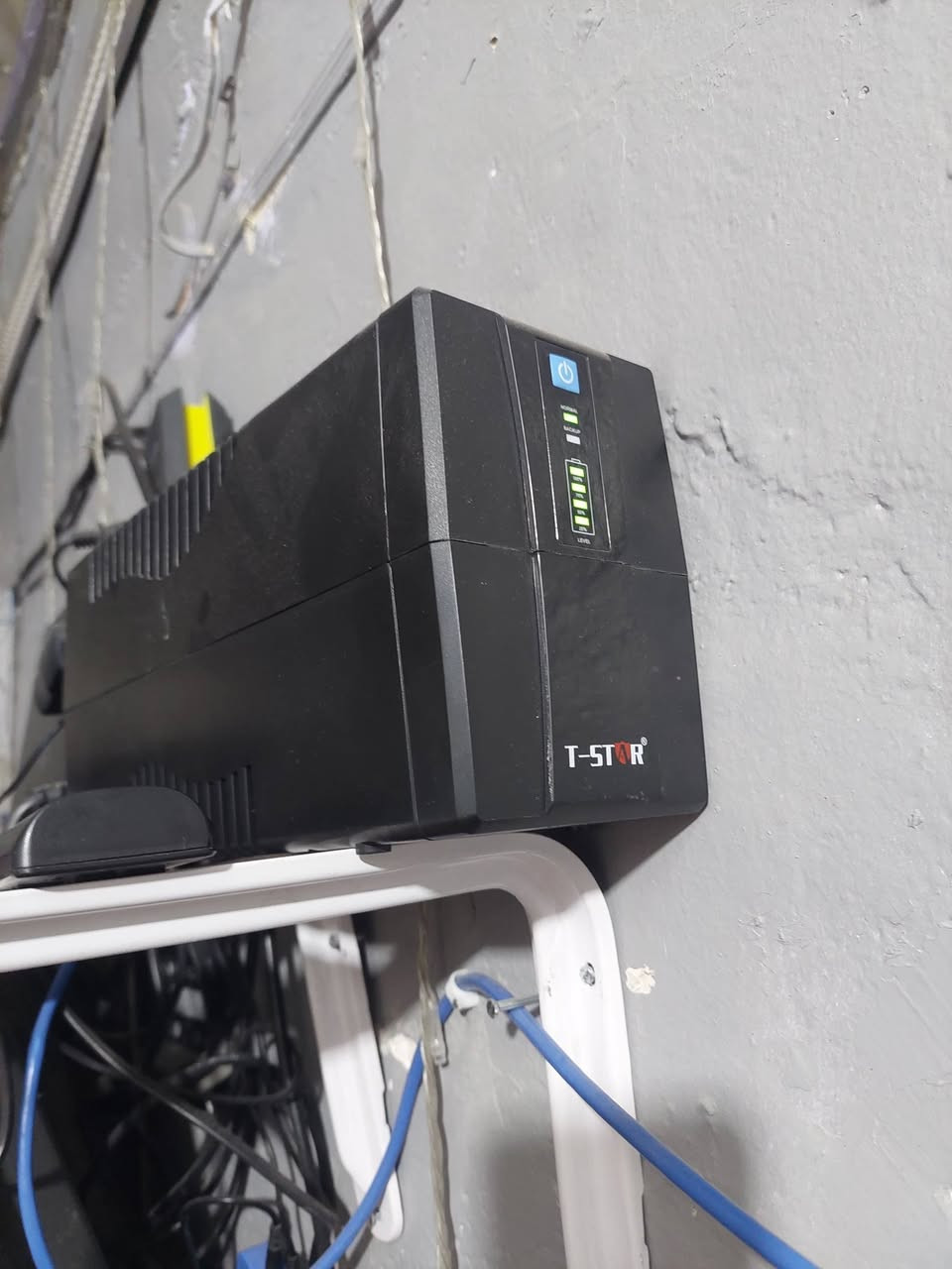 السلام عليكم بلي ٤ سلم ولاين جهاز نضافه فول ذاكره ٥٠٠ وياه ثنين يدات ٢ وياه جهاز يوبيس وبي العاب  سعر ١٨٠ العنوان شعله رقم


**إذا كنت صاحب هذا الإعلان وتريد حذفه لأي سبب، رجاءا أرسل رسالة إلى الدعم الفني**