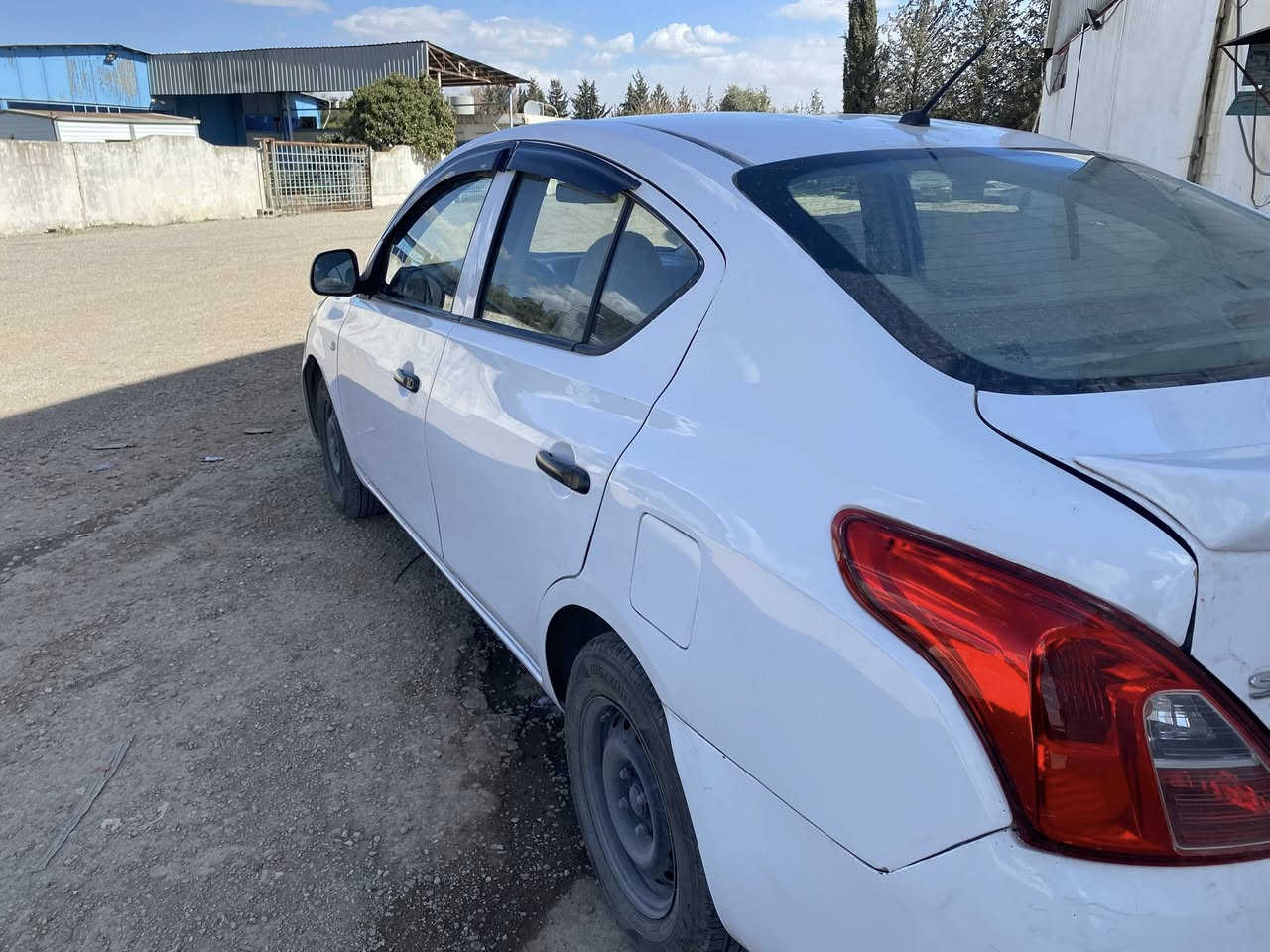 نیسان سەنی لاکشمیبای 2019 گێڕ ئۆتۆماتیک ڕەقەم هەولێر سێ پارچە بۆیاخ و ناوگرتنی دواوەی هەیە پێشەوەی کەپسە گێڕ و مەکینە و تەبرید و تەحویل و غەرامە بەشەرت 
نرخی 84 گەڵا و مەجال 170 هەزار غەرامەی لەسەر لەکاتی کڕین پارەکەت ئەدرێتەوە شوێن سلێمانی 
***********
***********
کۆڕەک واتساپی هەیە 

نيسان صني هندي 2019 گير اوتوماتيك رقم اربيل بيها 3 قطع صبغ و شوية دواخل من ورا والكدام كبس گير و مكينه وتبريد وتحويل و الغرامه بشرط السعر 84 ورقة ومجال بيها 170 الف غرامة ورا المعاملة يرجع لك المكان السليمانيه والتصال على هذا الارقام الي مسجله فوك والكورك بي واتساب
