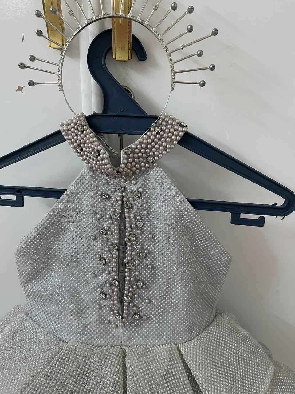 بنات عندي هاي البدلات ملبوسة مرة وحدة الفستان مشتريتة  100 ابيعة ب60 يلبس قياس 38 والبدلة السمائي عمر 6 سنوات مشتريتها ب60 من توم وجيري بالمنصور ابيعها  ب30 والبدلة الثانية تلبس 4 او 5 سنوات ابيعها ب25 مشتريتها من السيدية من ازياء ادم


**إذا كنت صاحب هذا الإعلان وتريد حذفه لأي سبب، رجاءا أرسل رسالة إلى الدعم الفني**