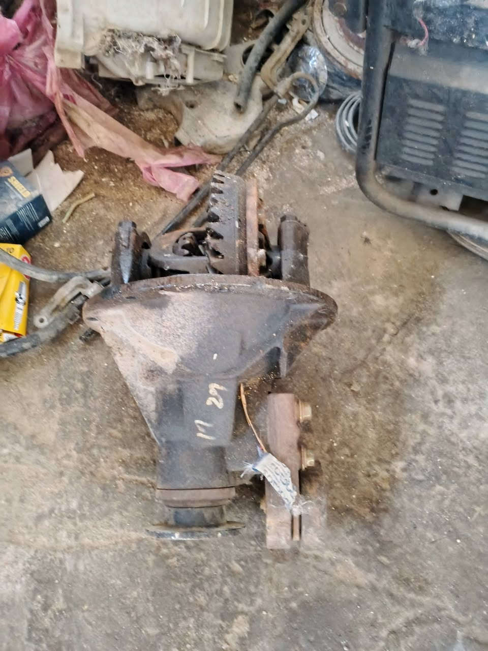 غراض استاركس لبيغ شفتات
ضفيره مفتوح سلف أو شاشه 
هاتف ***********
