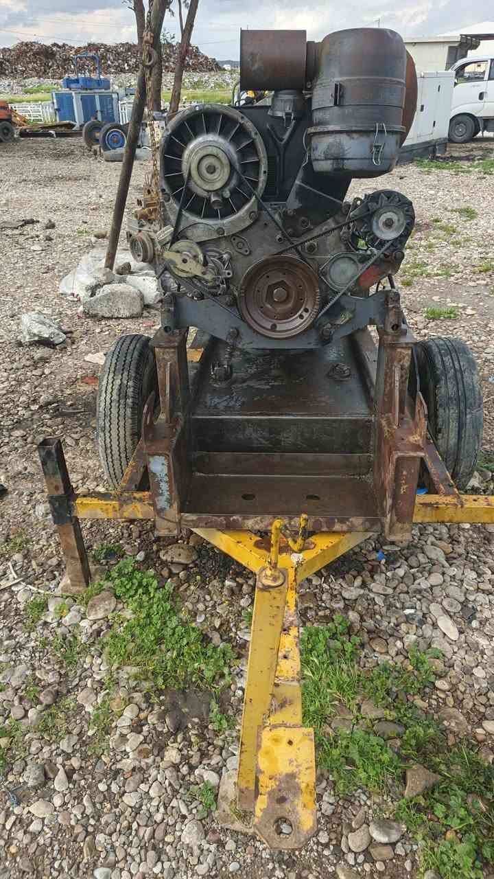 السلام عليكم مولد دويز 4بستم 50كيفي نوزل قلم حلواني ما مفتوح بدون صرف مكان كفري ديالى ***********
