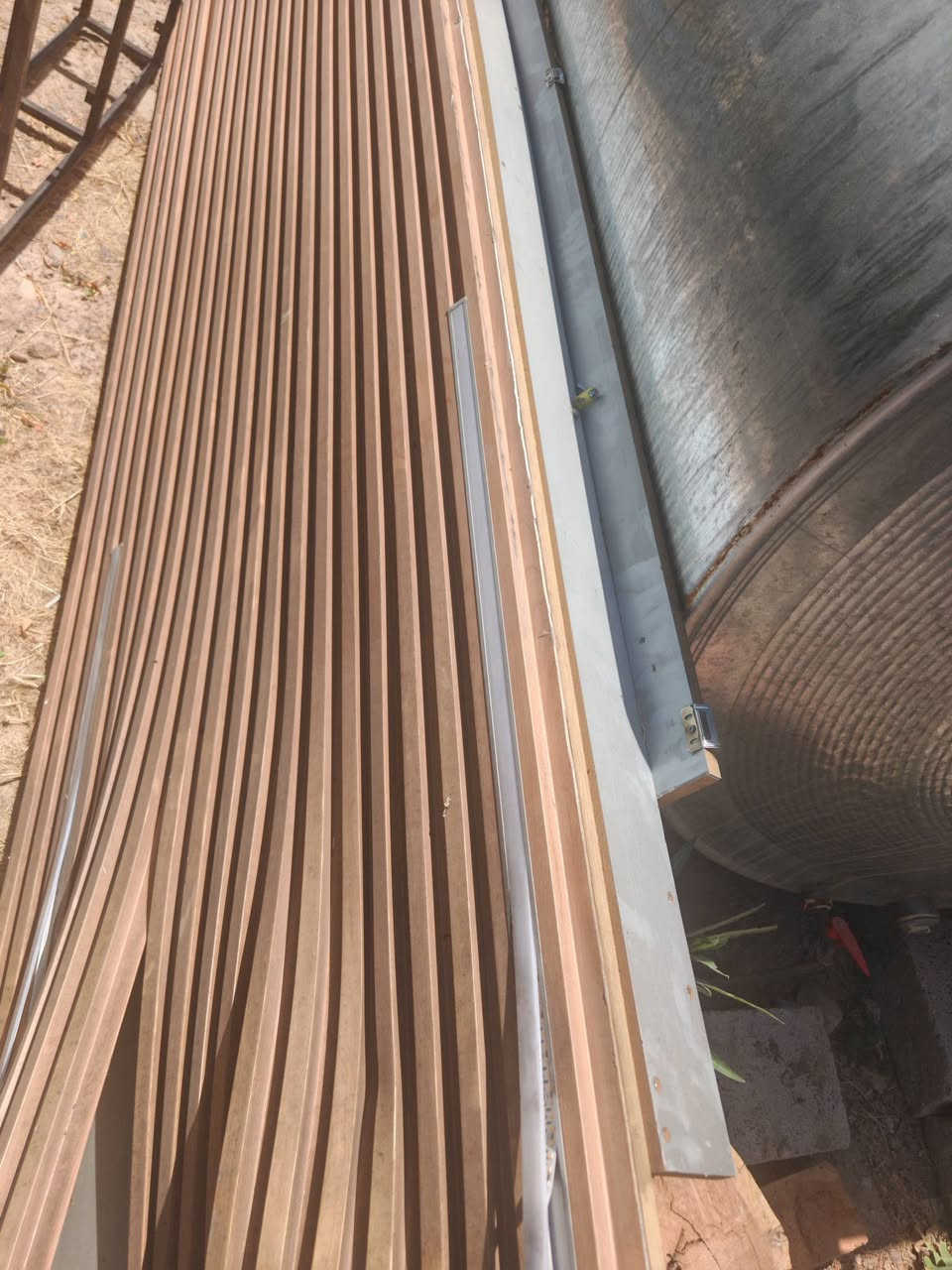 للبيع خشب MDF 100الف
***********
