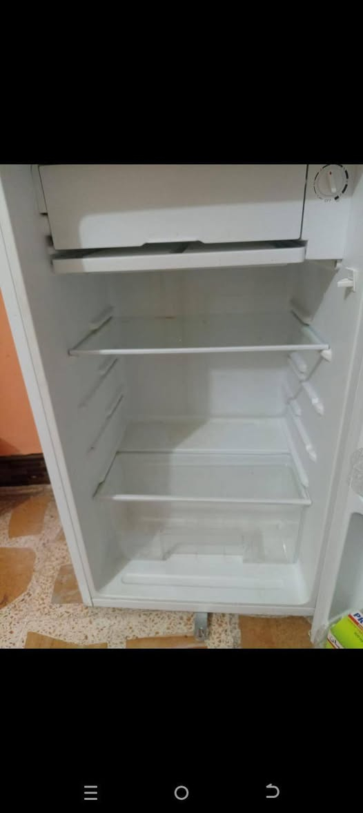 عيني هاي الثلاجه البيع بيهه عطل بصيط اريدهه ب 50 هي تشتغل طفت


**إذا كنت صاحب هذا الإعلان وتريد حذفه لأي سبب، رجاءا أرسل رسالة إلى الدعم الفني**