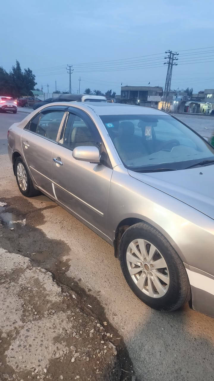 سوناتا ٢٠٠٦ مكينه v6 سياره مصبوغه حزام حادثه جاملغ لأمامي مكينه كير تخم تاير  سعر 80 بيهه مجال مكان سياره لمحموديه ***********
