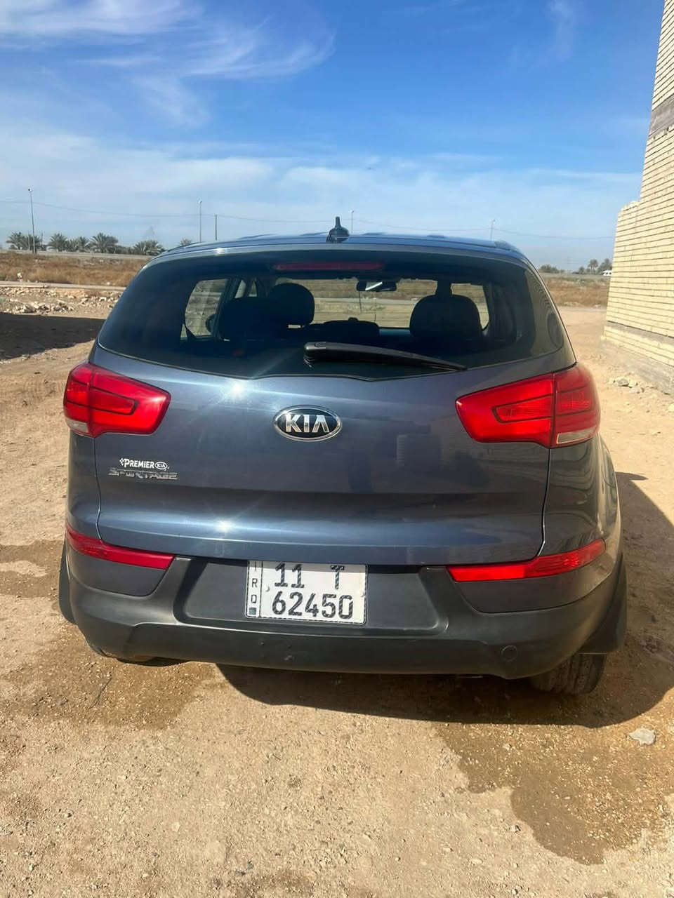 سبورتج موديل 2016 وارد امريكي بيها جاملع وباب وشبر بارد سياره ماشيه 70 ألف سياره جديده مكينه كير خير من الله 
سعرها 123 بيها مجال بسيط *********** واتساب قفط
