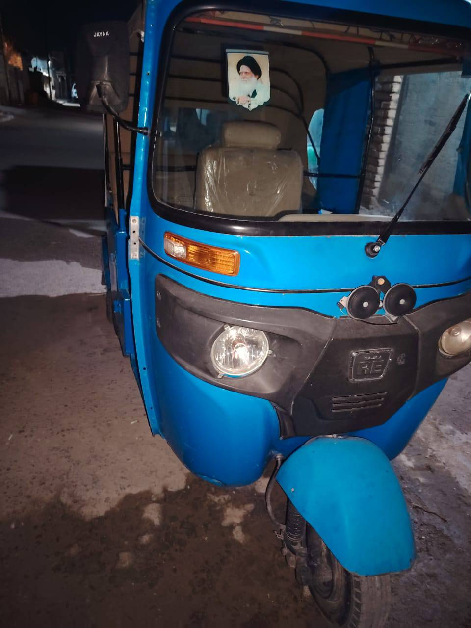 سلام عليكم تكتك لبيع 2022بدون مكفوله عشائر مكفوله كفاله باس بيه طخه بسيطه مكانه ميسان كميت خاص ورقمي ***********
