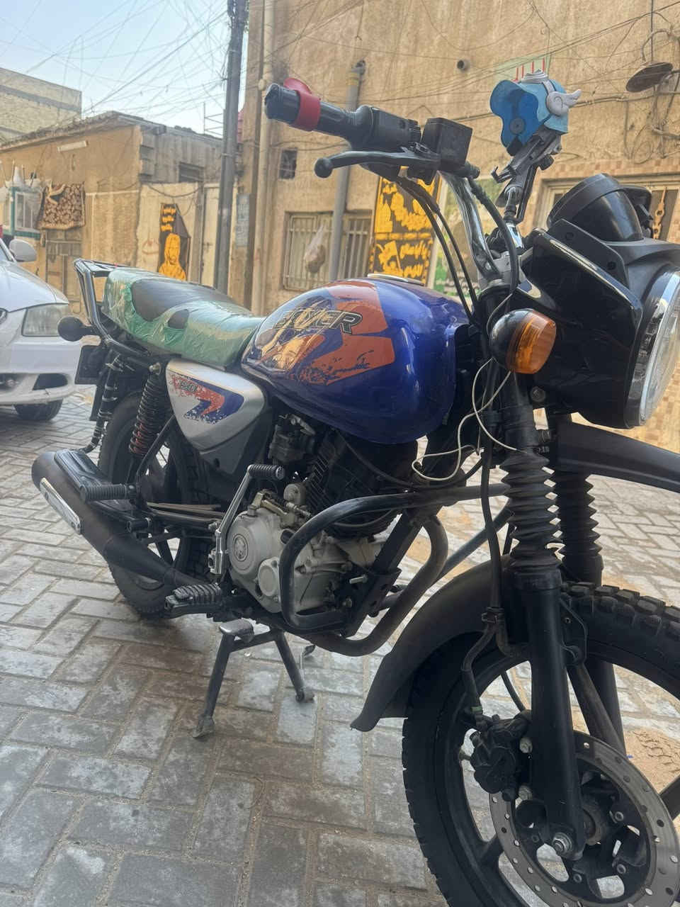 سلام عليكم بوكسر 2023 للبيع دراجه كامله مرقم باسمي تحويل ثاني يوم تايرات جدد سعر مليونين وبيه مجال مكاني المدينه  ***********

