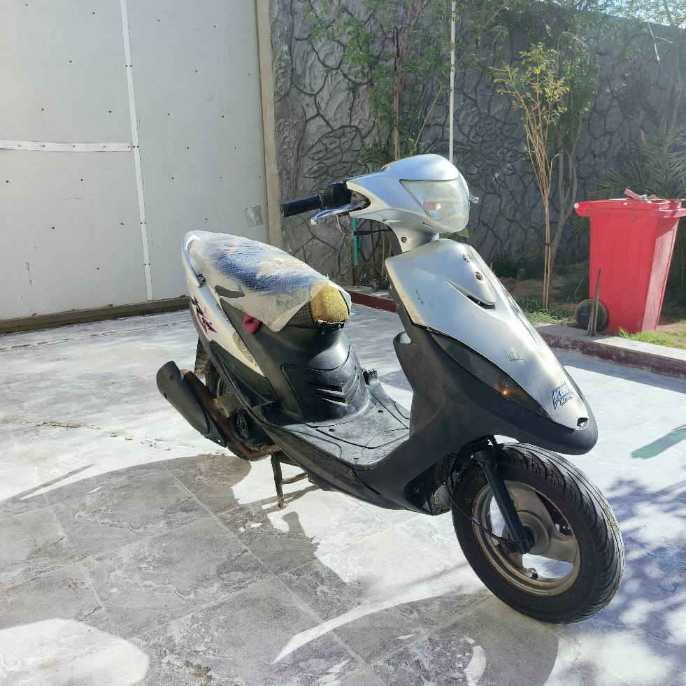 عدله بلاديه مفتوحه بس ولفات 
بوشه وبستم بلاد 
نكره سلف بكل وكت
رايدها ب600 وبيها مجال مكان ابولخصيب حمدان 
*********** البصرة, العراق
