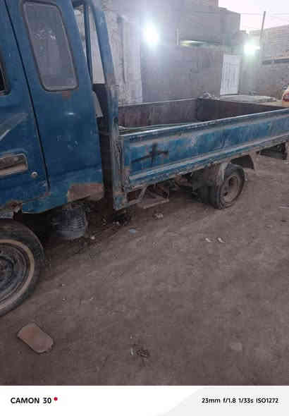 سياره كيه للبيع اوراقها او مستمسكاتها قادسيه للتواصل على الرقم*********** موديل 2000  والسعر ٢٥ ورقه
