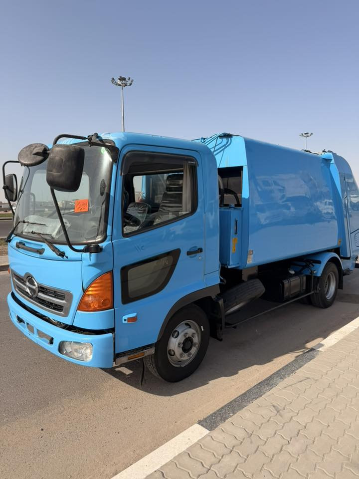 كابسه شيطان٨ ونص  فول عادي مكينه بم ونوزل لون مميز دخول جديد سياره بعدهي بحالة الوكاله معرض رضا العبادي ***********
