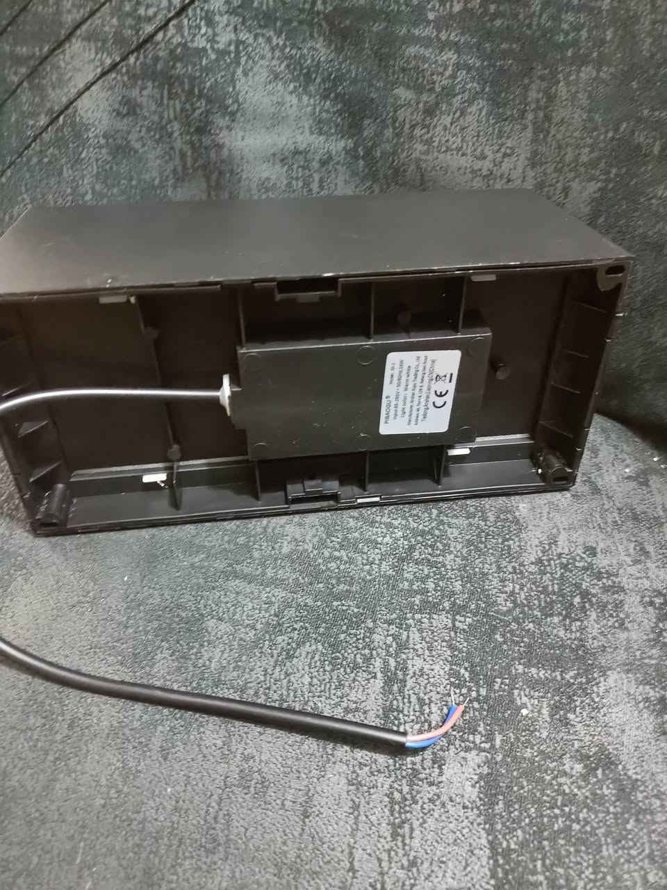 بلاك جداري (Wall Light) مودرن مميز للبيع 💡
سعر القطعتين  10 الف


**إذا كنت صاحب هذا الإعلان وتريد حذفه لأي سبب، رجاءا أرسل رسالة إلى الدعم الفني**