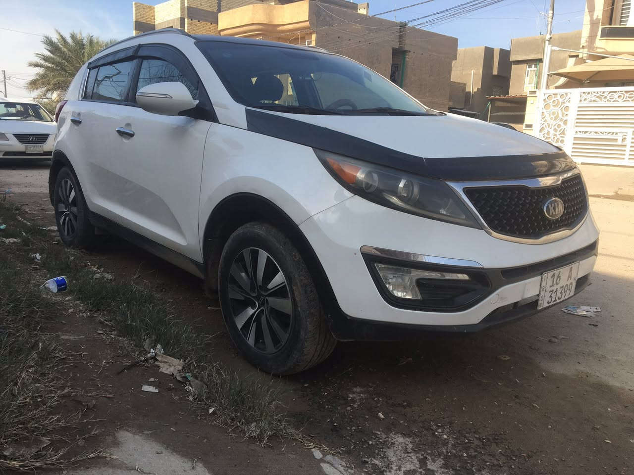 السلام عليكم للبيع او مراوس كيا سبورتج 2013 امريكي مكينه دوش 2400 حادثهه جاملغ خلفي وجاملغ امامي وصار بيهه صبغ عام دواخل سليمة مكينة وكير وتبريد جدد حدادية جديدة رقم جدد بئسمي 105 وبيها مجال قليل مكاني بابل ***********
