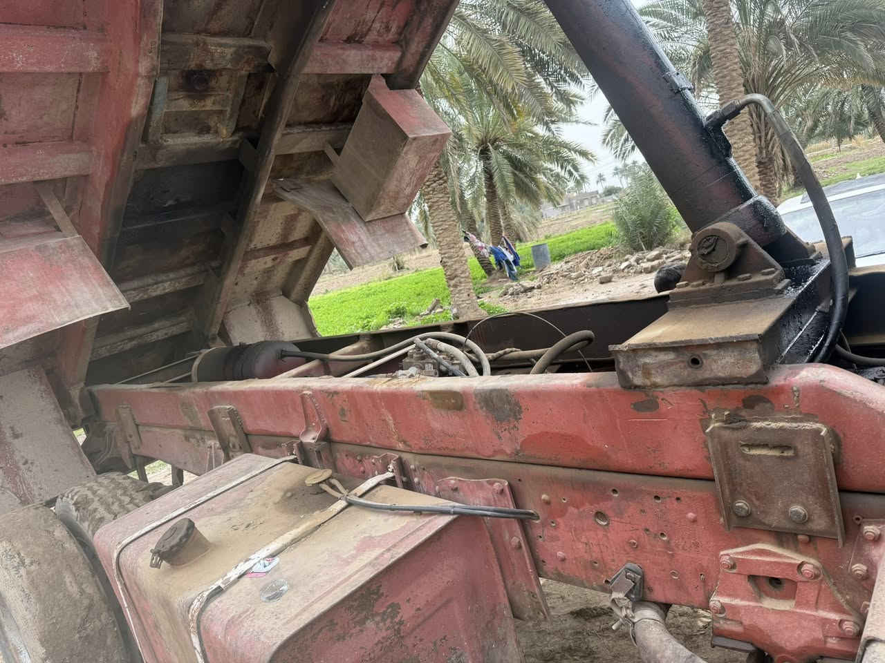 سلام عليكم بدي لبيع ***********
