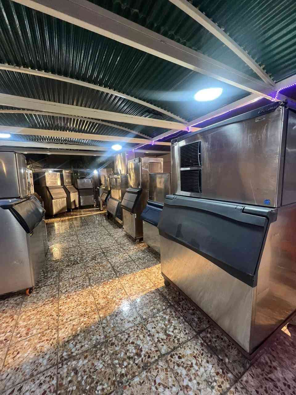 ياالله
وصول مكاين ثلج بلوري صناعة  ايطالي +امريكي +كوري

500كيلو  امريكي ❄️⛄️

400كيلو امريكي ❄️☃️

320كيلو ايطالي ❄️☔️

230كيلو  ايطالي⛈️⛄️

50كيلو  كوري💦⛄️❄️

100كيلو كوري 💧☃️

 مكاين كلش نظيفات وبشرط الفحص ⛄️💦

مكاني بغداد 

الاستفسار ***********
