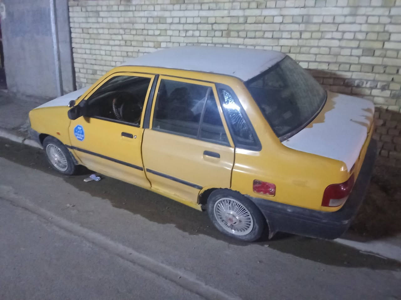 السلام عليكم سايبا للبيع موديل 2011
واقع حال هالموجود شغاله وجاهزه رقم احمر بصره راعيها 

مااندله حالياً السيارة بغداد العبيدي فلكه حي النصر 

رايدها مليون قفل 

***********
