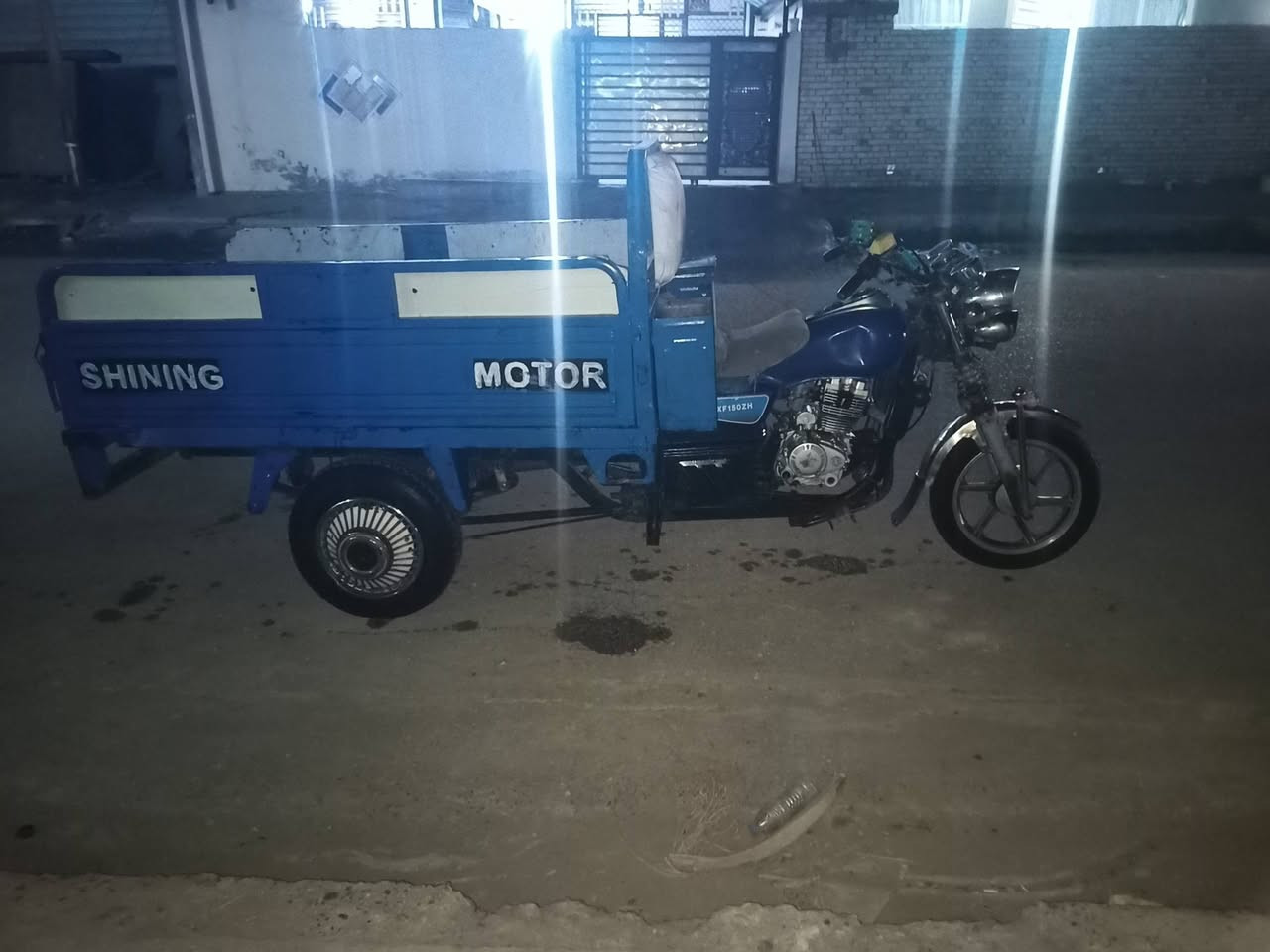 السلام عليكم ستوتة للبيع موديل 2013 أوراق اصولي وشاصي مكفول رقم الهاتف ***********
