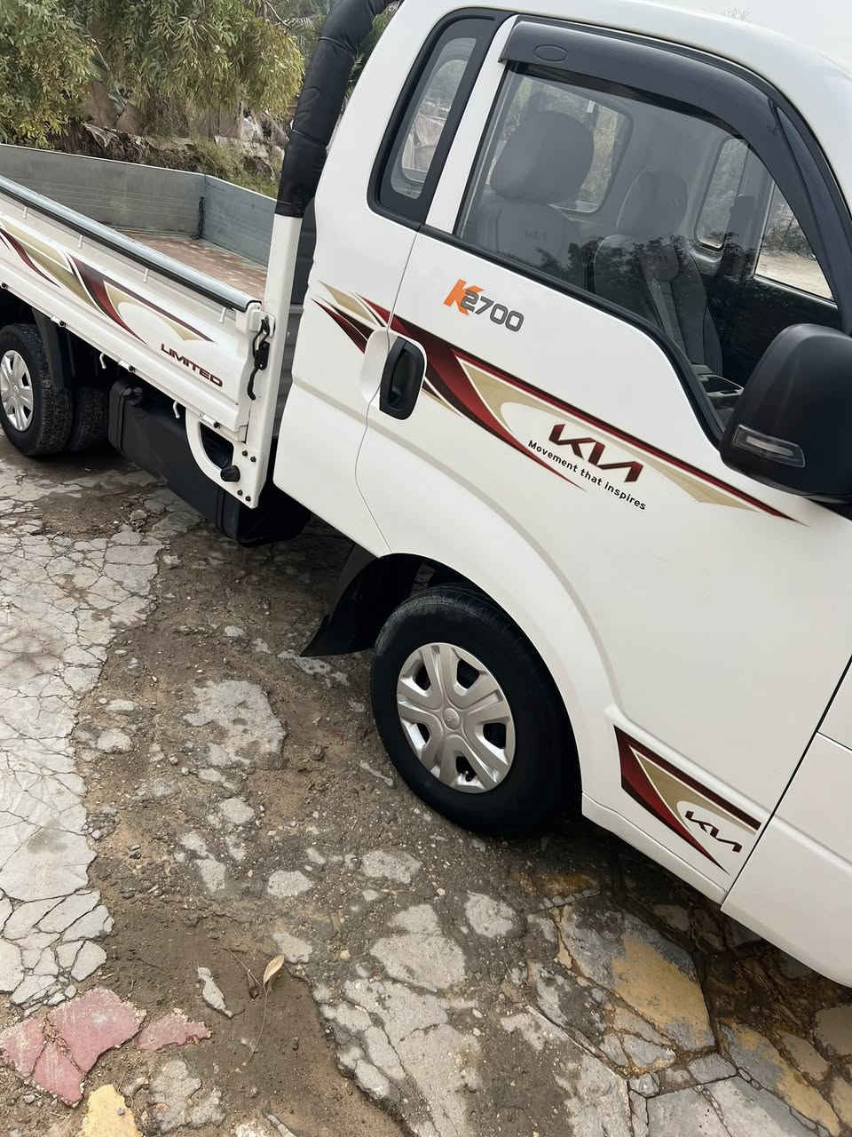 سلام عليكم كيا 2024 البيع كفاله عامه
سياره ماشيه 60 سعر السياره 160وبيع مجال حك الجيه
مكان السياره النجف الأشرف السفساره اتصل. ودلل ***********
