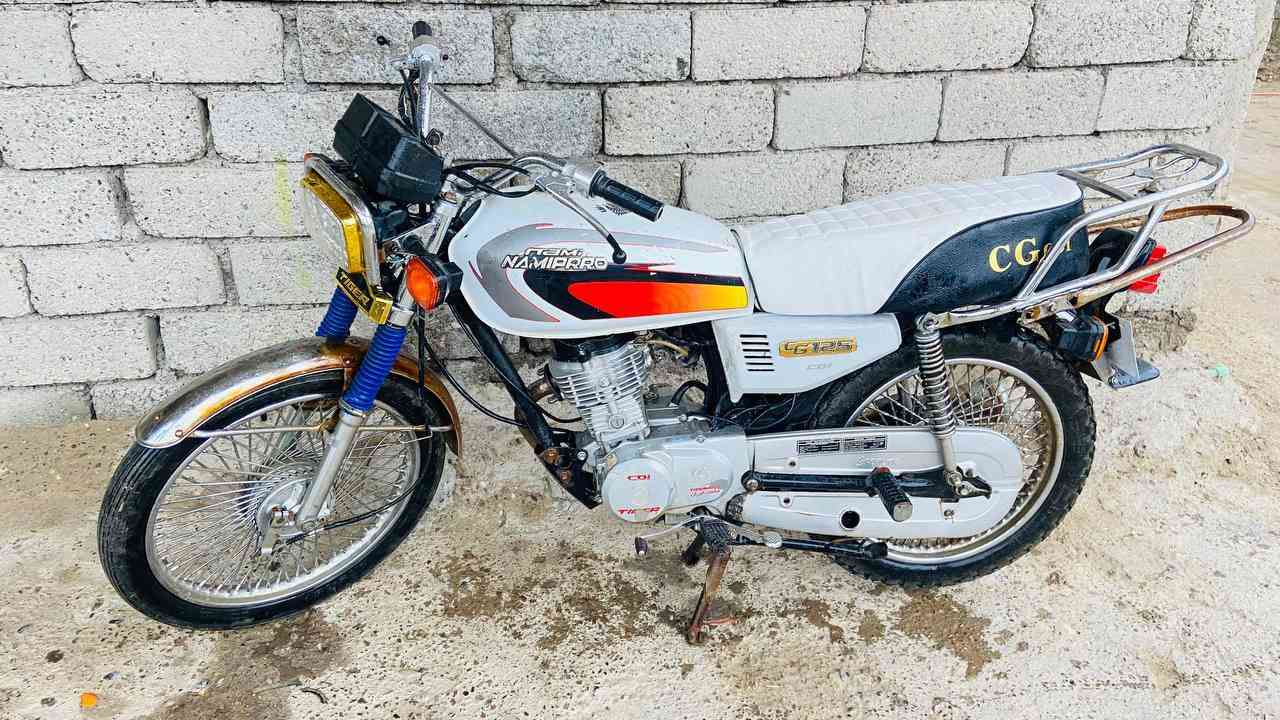 السلام عليكم
تايكر 2020وزن ثقيل 
للبيع كلو شغال مكاني كياره 
***********
