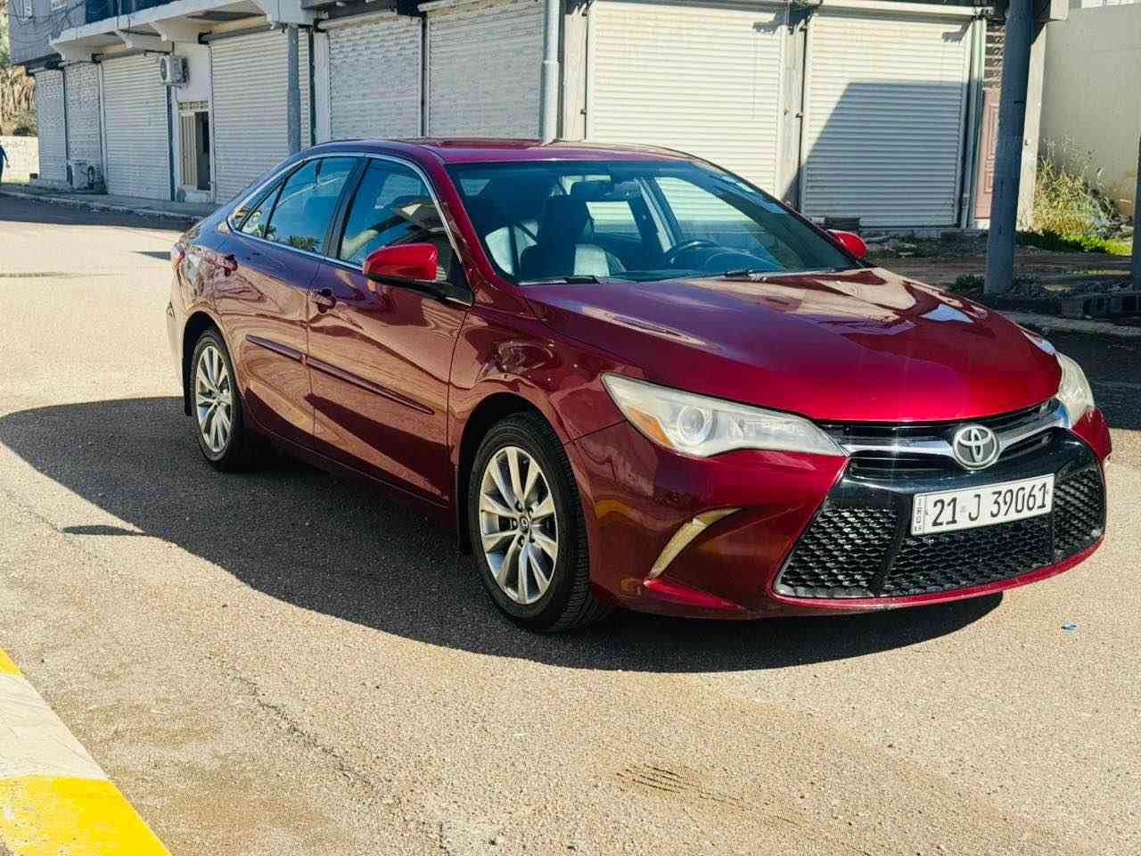 سلام عليكم اخوان 
كامري 2017 XLE فول عدا فتحه
ماشيه 100 ميل
سياره مال بيت 
ايرباك استيرن طاك وراجع سستم
كير ومحرك برغي ممفتوح منه كله ابشرط
حجر بيئه بلاد
كوشنات كهرباء كوشن جلد تدفئه بالكشنات
بيه اهواي مواصفات
صدر باتري تايرات جديد
سنويه جديد 
تحويل وكاله ابشرط
سعر 162 وبي مجال
ضرر فقط بونيد صور ضرر مرفق
شرط لا شاصي ولا بدنه 
ديالى خانقين 
*********** خناقين, ديالى
