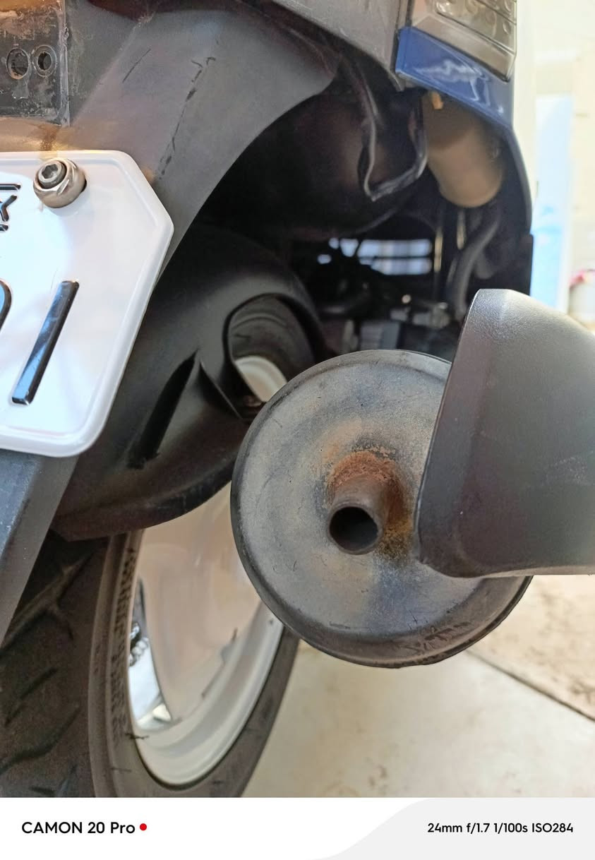 للبيع ماكس بوليس 
كابريتر دراجه نضيفه برغي ما مفتوح بيه كفرات اصليه مختمه ختم واحد 
وملاح فول الدراجه نضافه 
100/100
السعر 825وبيه مجال للشراي 
للاستفسار الاتصال عل الرقم 
***********
