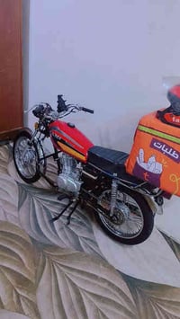 نامه شلامجه رقم وسنويه مديل 23 الدراجه نضيفه للبيع التواصل 07703537652