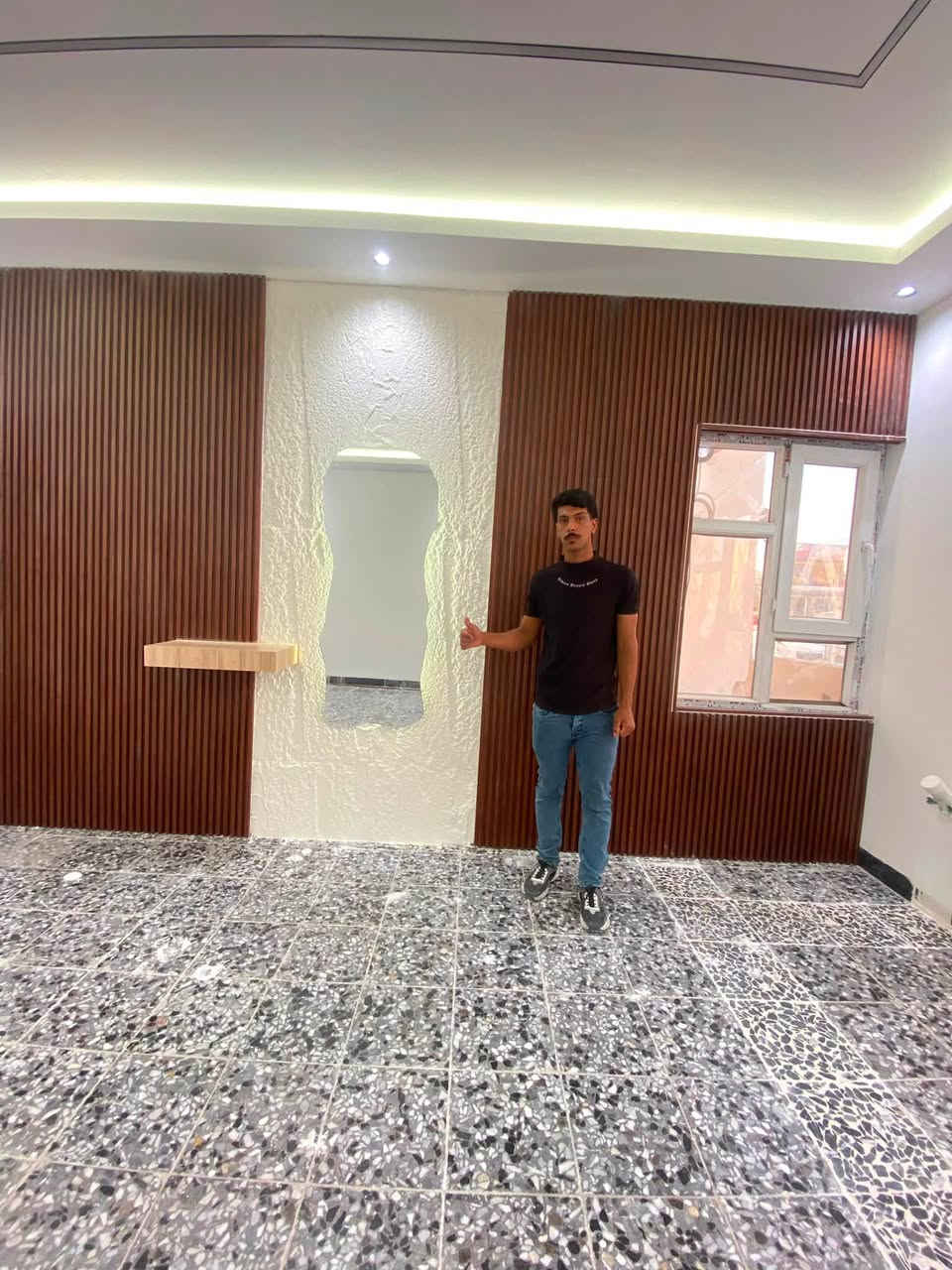 سلام عليكم تم ختام موقع حي الميثاق🥳                                          اشتغلنا البيت جبس بورد أسقف حديثه 😍                                    صبغ الجدران من شركة بلاتينيوم التركيه.                                      ديكورات جدران بديل الرخام وبديل الخشب وبديل الحجر        أتمنه ان ينال إعجابكم                                                         بيتك أجمل مع ديكورات سعدون✅                                            للتواصل.واتساب          ***********.           ***********
