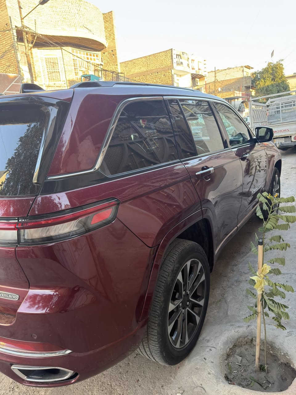 للبيع كراند شيروكي اوفرلاند 23 ماشية 24 الف ثلاث قطع مصبوغه رقم بغداد انگليزي بأسمي تحويل ثاني يوم
 34500 وبيها مجال للطيبين للاستفسار الاتصال 
*********** مكاني بغداد
