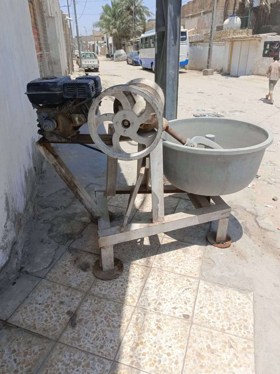 عجانة للبيع كاملة وشغالة بس خلي بانزين وشغل مكلف بالنشر تفاصيل اكثر ‏‪***********‬‏
