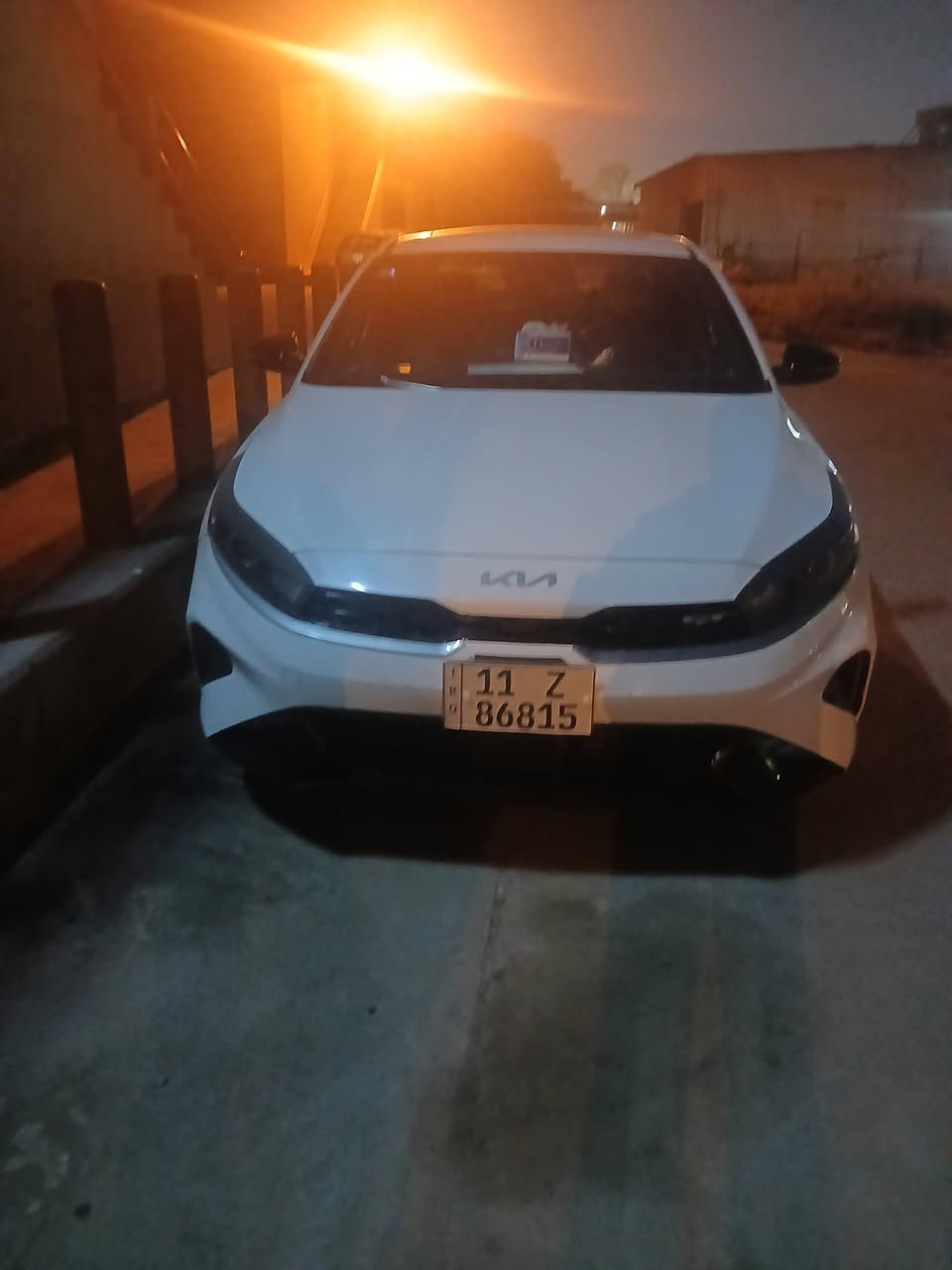 السلام عليكم 
فورتي GTلاين ٢٠٢٣ فول 
بصمه فتحه جلد 
ماشيه ٢٩ الف ميل 
حادثها جاملغ وبنيد 
وباب عكس السايق كلير 
ايرباكات كلها سليمه 
رقم بغداد للاستفسار الاتصال ***********
