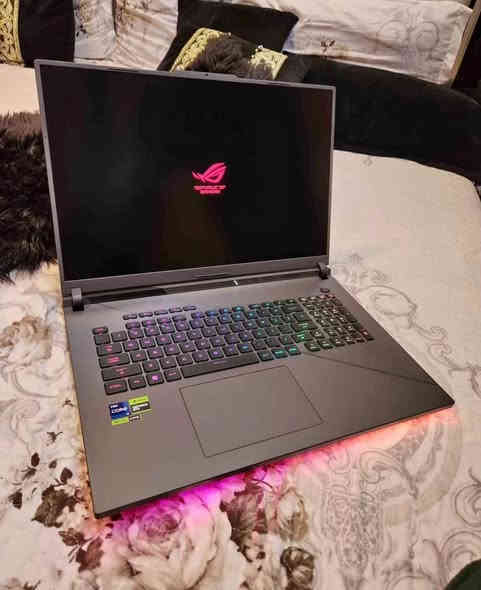السلام عليكم 
لابتوب ASUS LAPTOP G614JVR - N3129

Cpu:Core i9 14900HX
Storage:1TB SSD NvME
RAM:32GB DDR 5
GPU:NVIDIA RTX 4060 8GB
Display:16" WQXGA 165Hz
O.S:DOS
استخدام كلش قليل فقط برامج هندسية الاوتكاد وثريدي إس ماكس
مو كيمنك 
اخذتها من مركز النبع 
وبعد داخل الضمان 
مكاني بغداد المنصور 
***********
