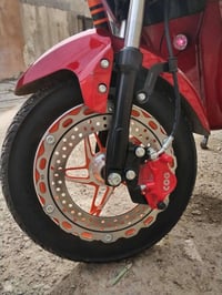 دراجه شحن R9 كامله كل نقص مابيه شاحنه اصليه  5بطاريات كبلر  بصمه وسويج...