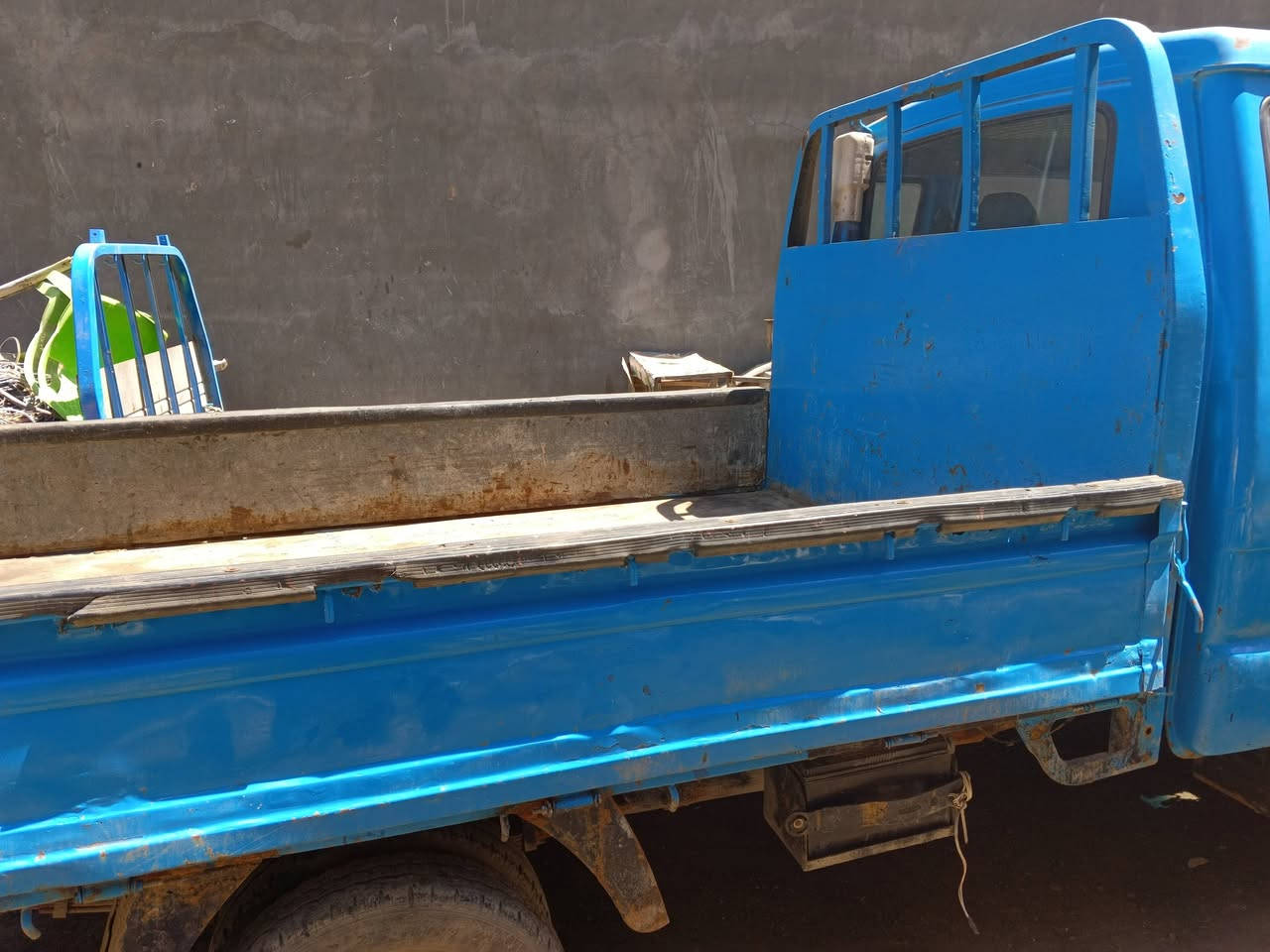 بدي للبيع المكان بغداد موبايل *********** علما البدي 6 جنكال مغلف وكامل
