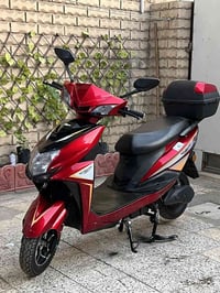 دراجه للبيع موديل 25 نوع سكنس 6 بطاريات كبار فول 3 سرع نظام البك ريموت...