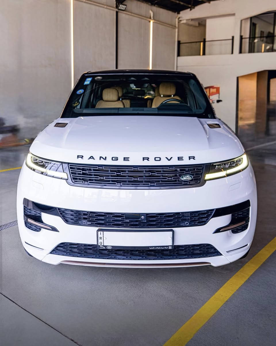 السلام عليكم ،

رانج روفر سبورت
Plug-in Hybrid P440
٦ سلندر ٣٠٠٠ تون توربو
2023

ضمان و صيانة مجانية ٥ سنوات شركة سردار
ماشية ١٧ الف كيلو
مغلفة PPF بالكامل
رقم بغداد

السعر : 92,000 $

***********
***********
