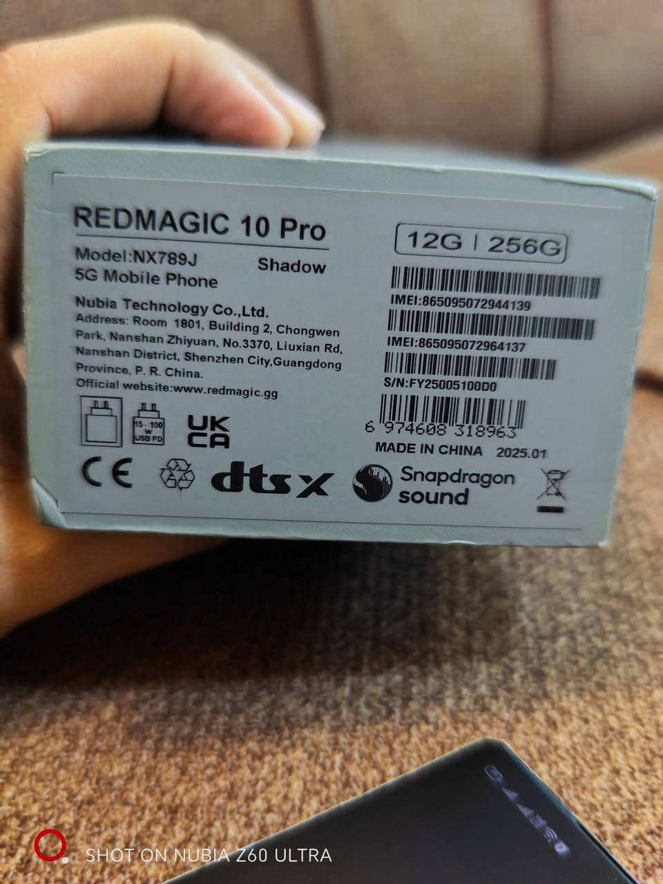 REDMAGIC 10 Pro
ذاكره 256
رام 12+12
نسخه الشادو 
نظافه الجهاز اكثر  من 100/95
الجهاز بي فقط فطر كلاسه ما يبين بل استخدام 
والظهر بي مثل للفطر عبالك بس هوه مابي شي 
جهاز نظيف او كامل غراض او شحنه يجنن 
مكاني بغداد الحسينيه مال راشديه 
......***********..... بيع او مراوس مع لابتوب مواصفات قويه

